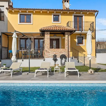 Tramontana In Pula,istria By Istrabook Villa